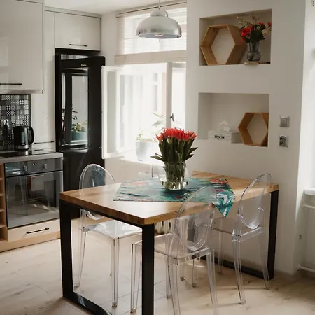Pw Apartment *